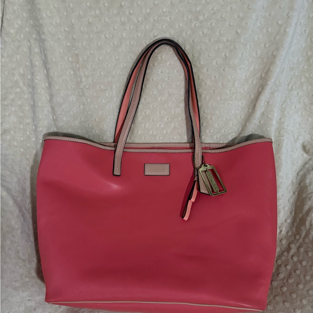 Coach Coral Tote and Wallet Set - Picture 4 of 10